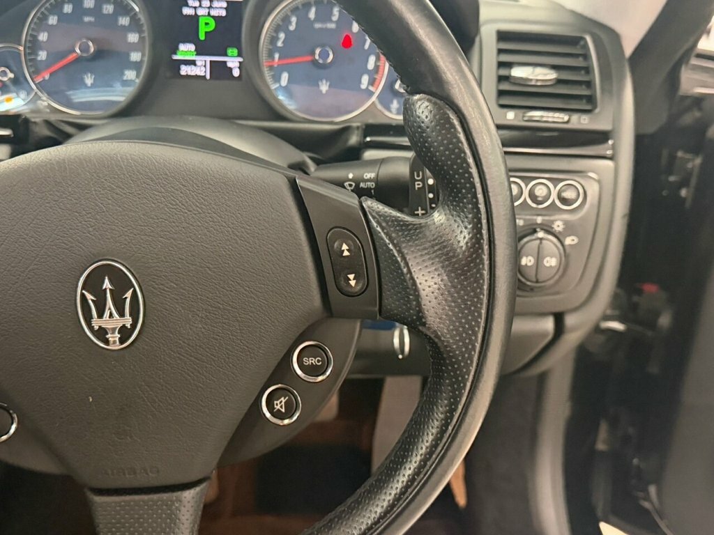 Maserati GranTurismo V8 Grey #25