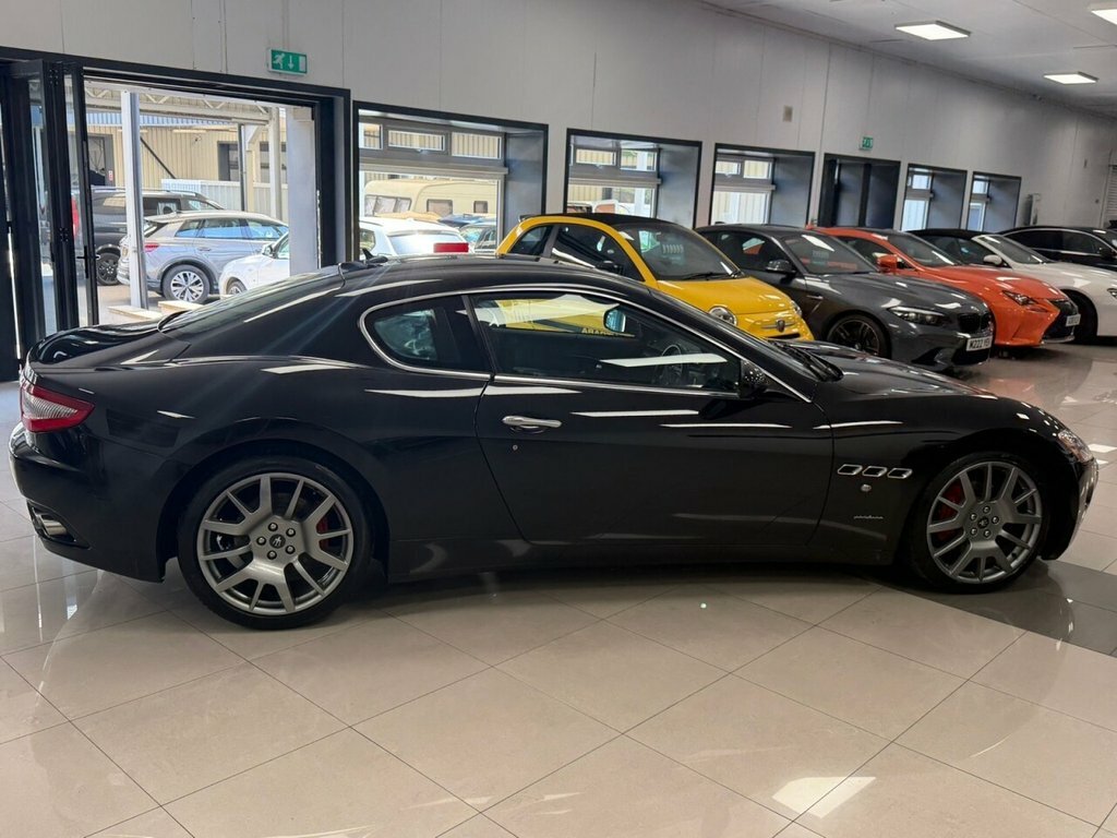 Maserati GranTurismo Coupe Black #2