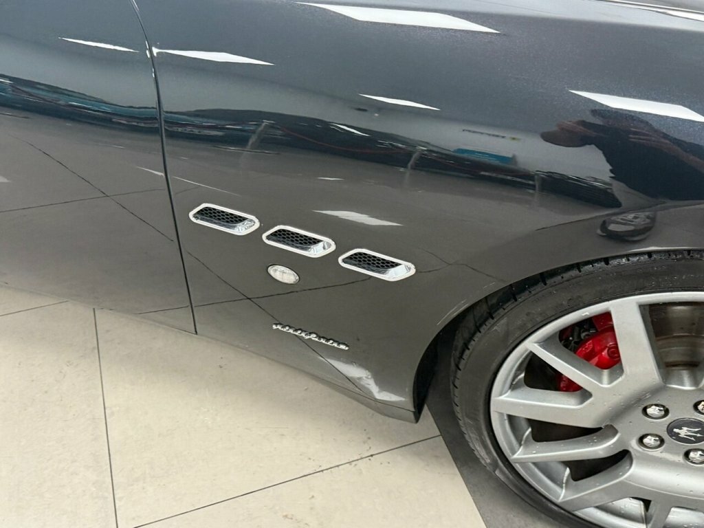 Maserati GranTurismo V8 Grey #17