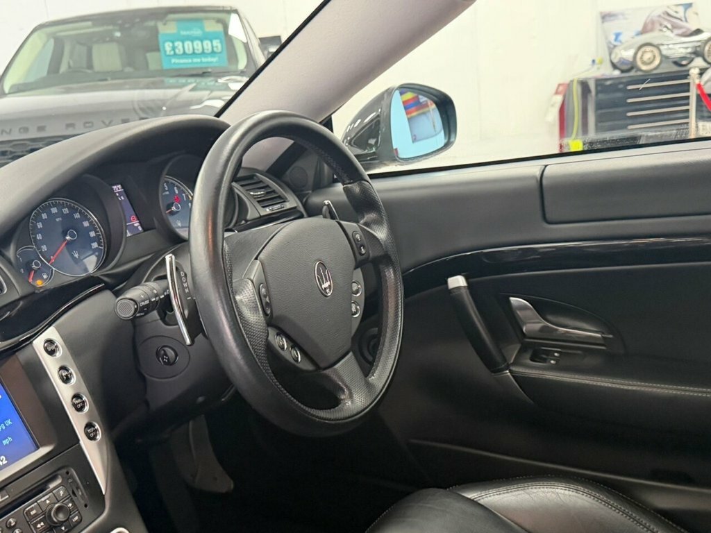 Maserati GranTurismo V8 Grey #31