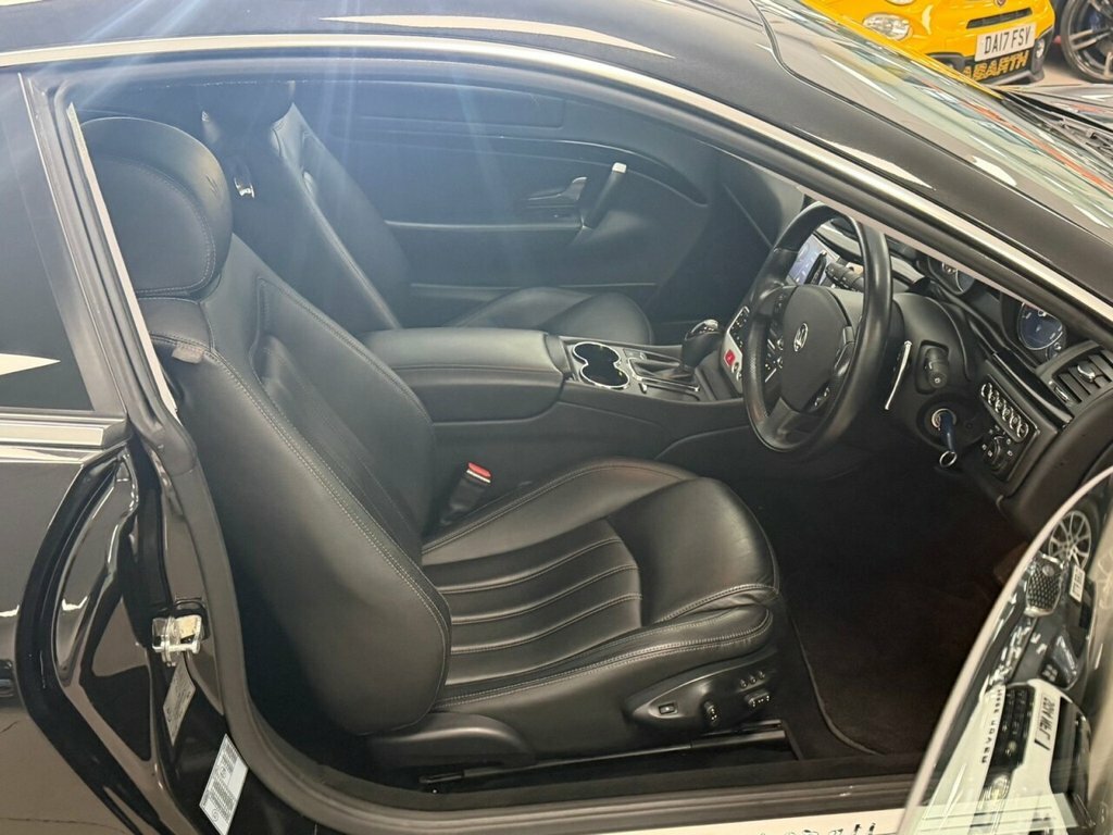 Maserati GranTurismo V8 Grey #18