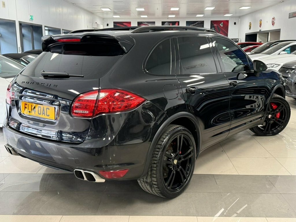 Porsche Cayenne 4.8L Turbo Black #3