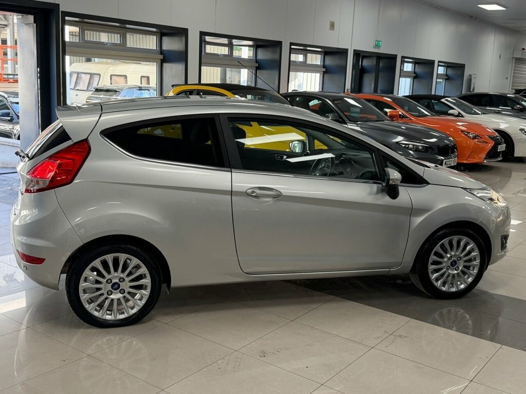 Ford Fiesta 1.6L Titanium CU14PZN Silver #3