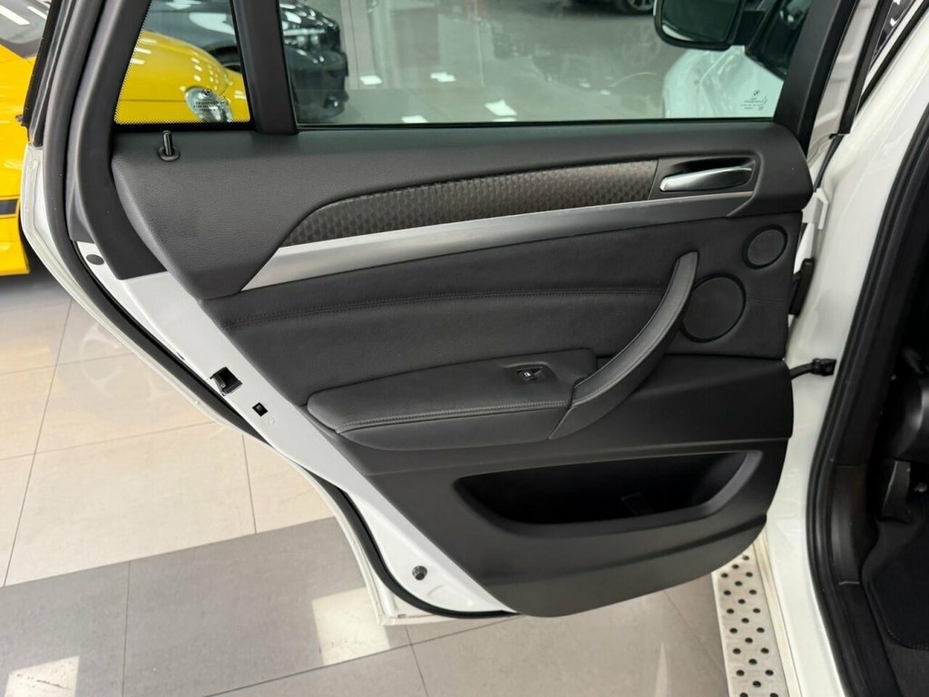 BMW X6 3.0 Xdrive30d 241 White #47
