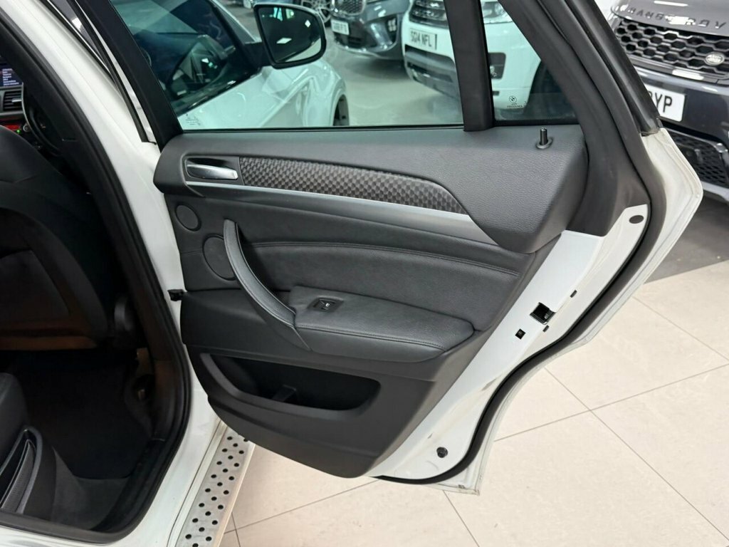 BMW X6 3.0 Xdrive30d 241 White #42