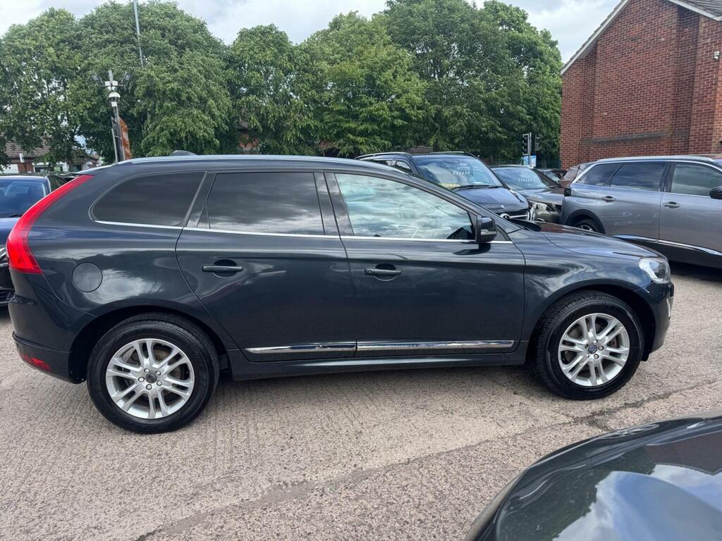 Volvo XC60 D5 220 Se Lux Nav Awd Geartronic  #8