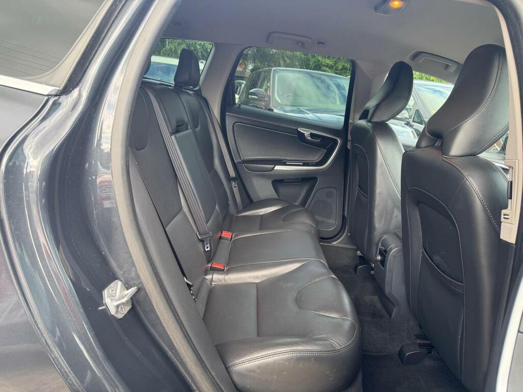 Volvo XC60 D5 220 Se Lux Nav Awd Geartronic  #12
