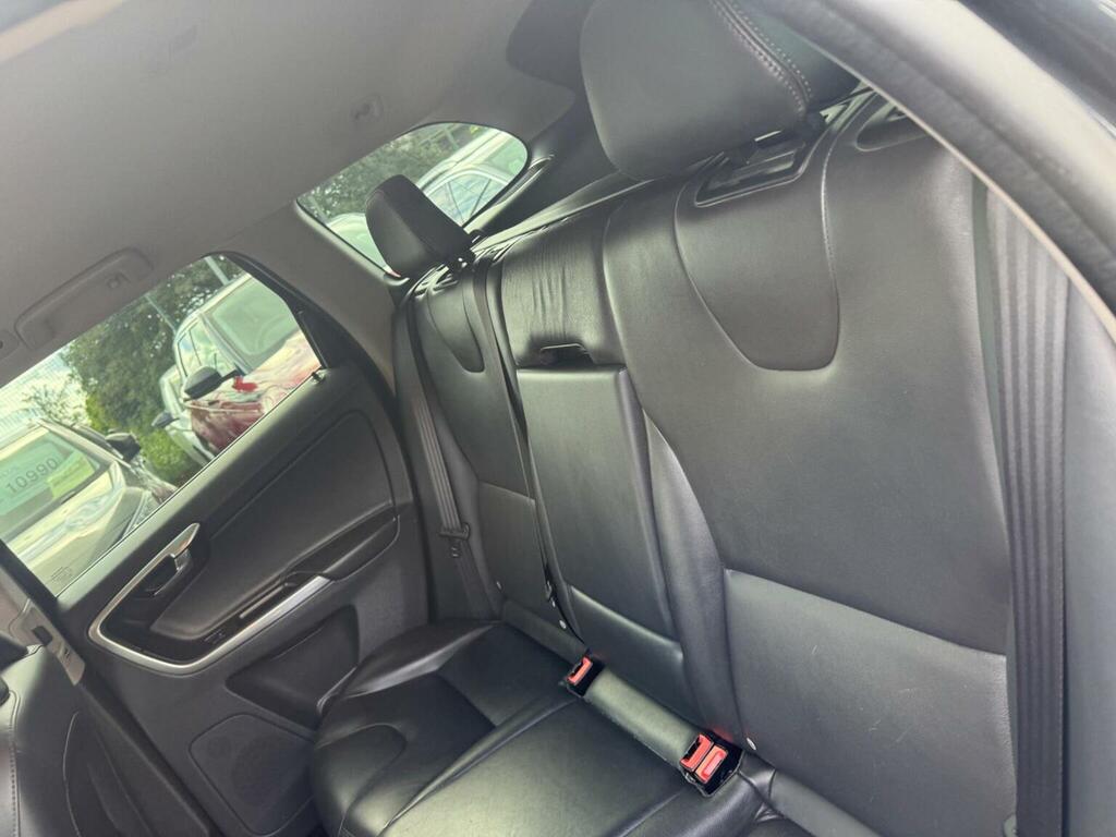 Volvo XC60 D5 220 Se Lux Nav Awd Geartronic  #24