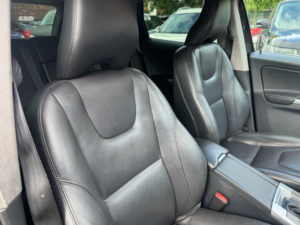 Volvo XC60 D5 220 Se Lux Nav Awd Geartronic  #23