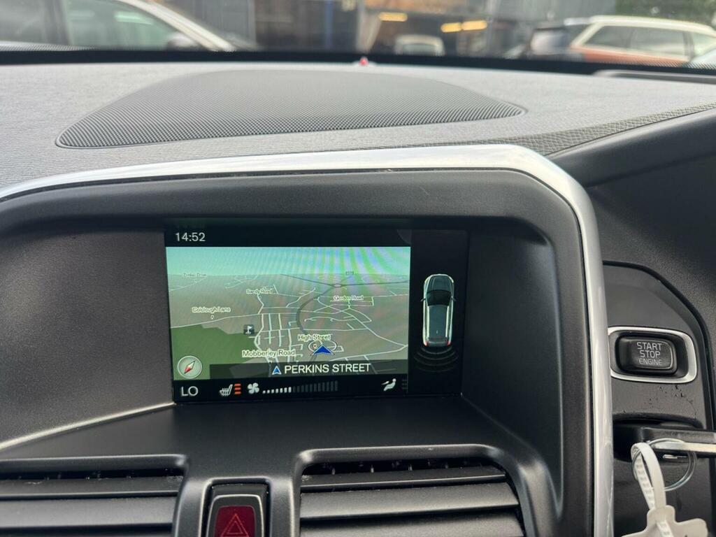 Volvo XC60 D5 220 Se Lux Nav Awd Geartronic  #9