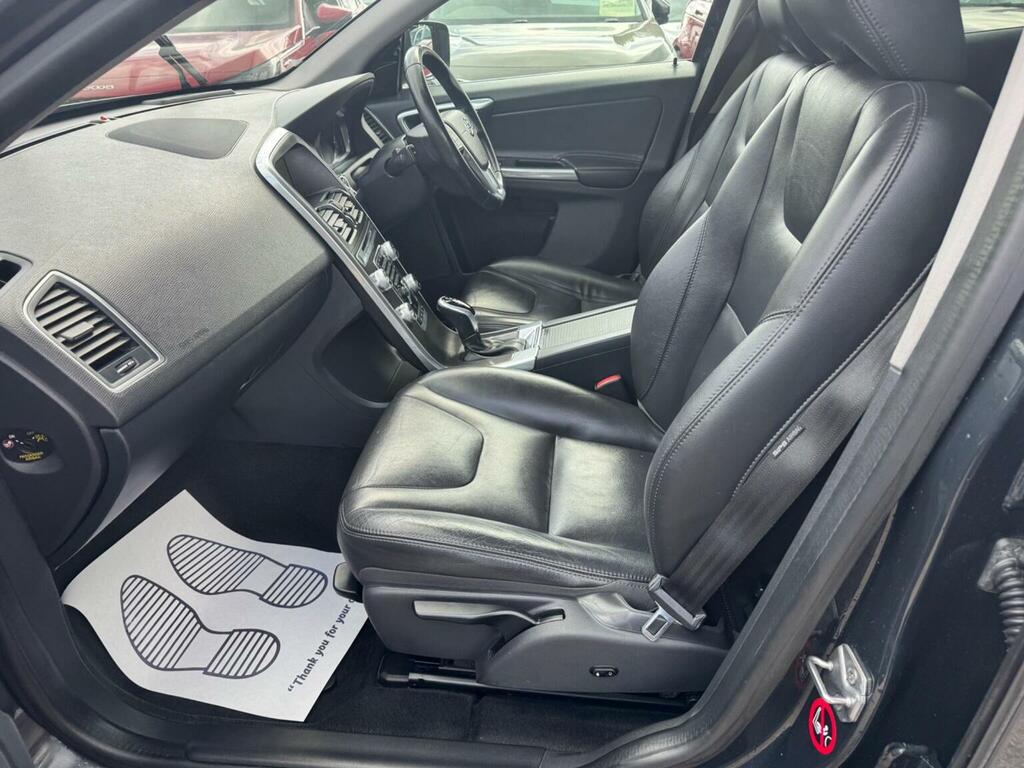 Volvo XC60 D5 220 Se Lux Nav Awd Geartronic  #13