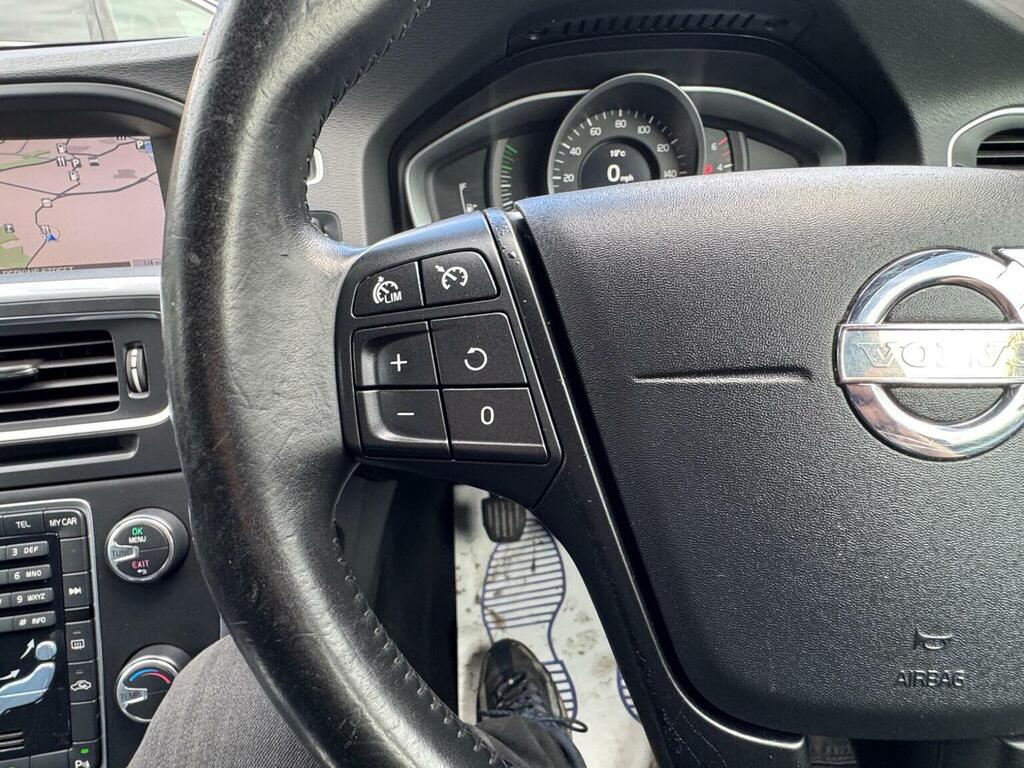 Volvo V60 D2 R-design Lux Nav Blue #19