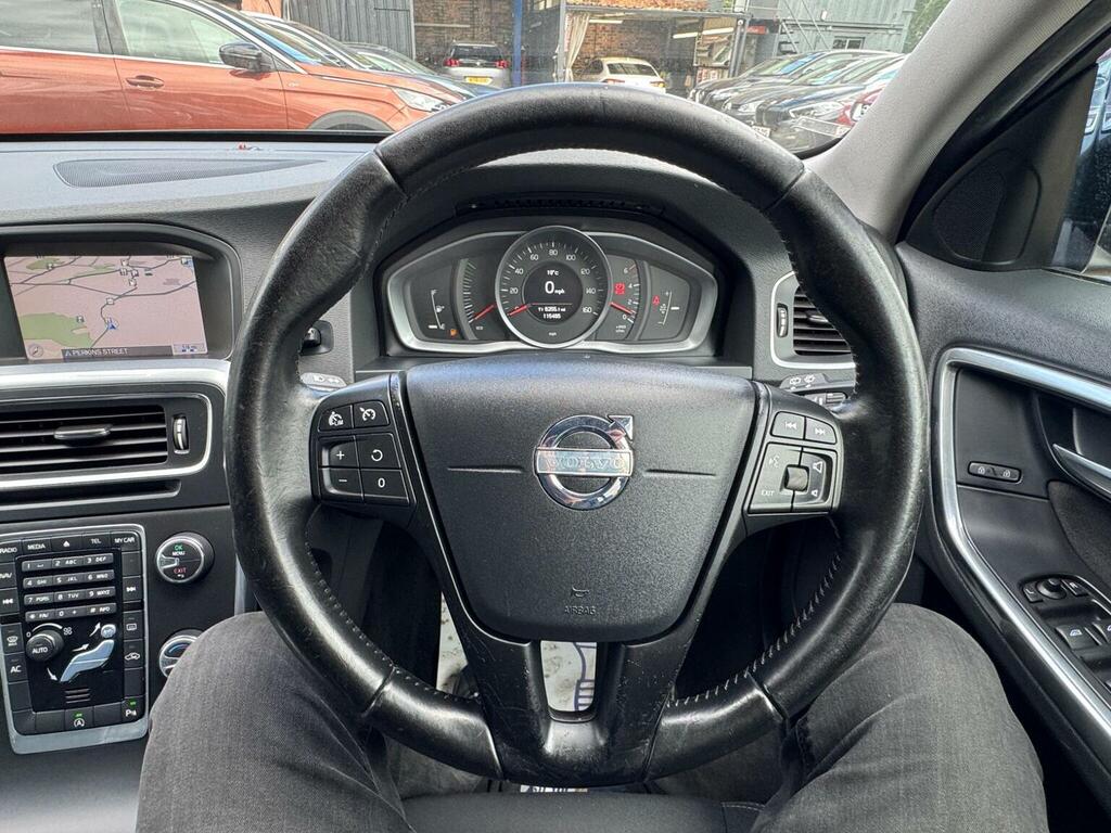Volvo V60 D2 R-design Lux Nav Blue #22