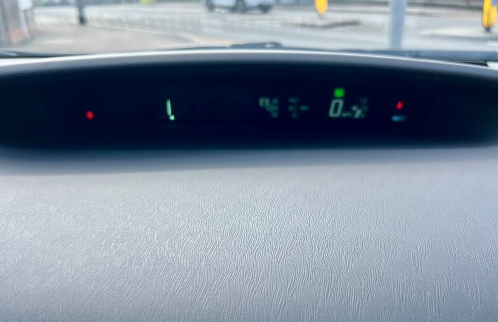 Toyota Prius Vvt-i T3 Grey #20
