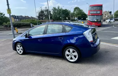 Toyota Prius 1.8 Vvt-h Cvt Euro 5 Ss Blue #13