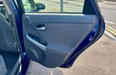 Toyota Prius 1.8 Vvt-h Cvt Euro 5 Ss Blue #28