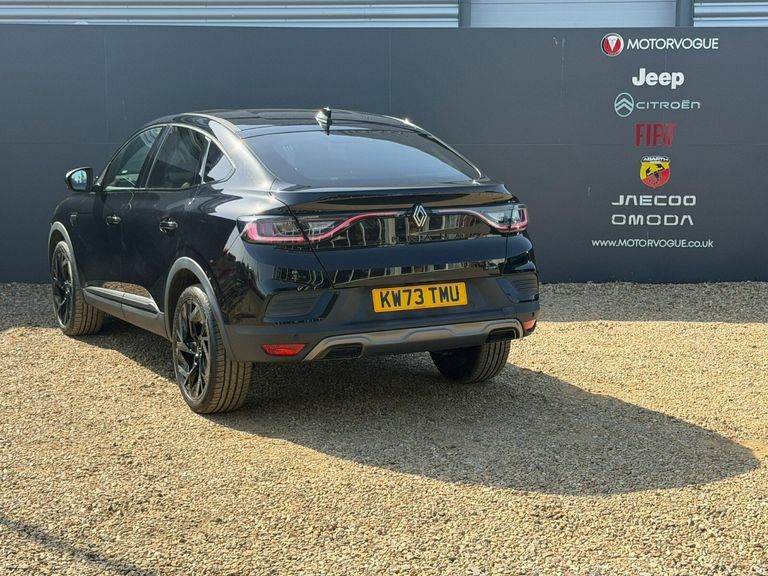 Renault Arkana 1.6 E-tech Fhev 145 Esprit Alpine Black #6