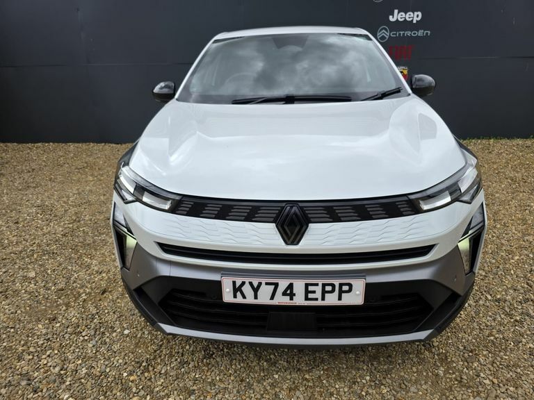 Renault Symbioz 1.6 E-tech Fhev 145 Techno Esprit Alpine White #3