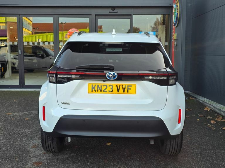 Toyota Yaris Cross 1.5 Hybrid Excel Cvt KN23VVF White #6