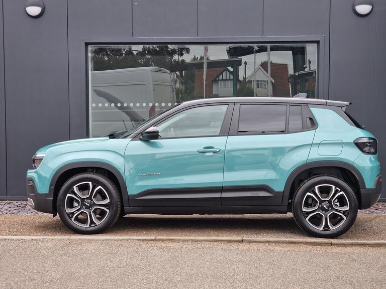 Jeep Avenger 115Kw Altitude 54Kwh KV24VEL #4