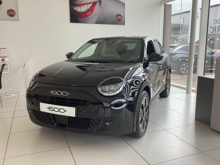Fiat 600 1.2 Hybrid 48V Edct-6 KW75CXX Black #3