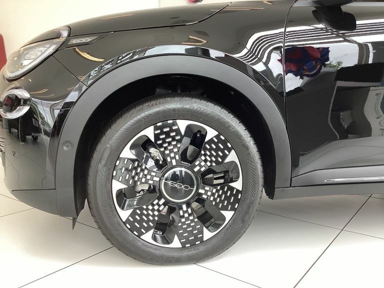 Fiat 600 1.2 Hybrid 48V Edct-6 KW75CXX Black #4