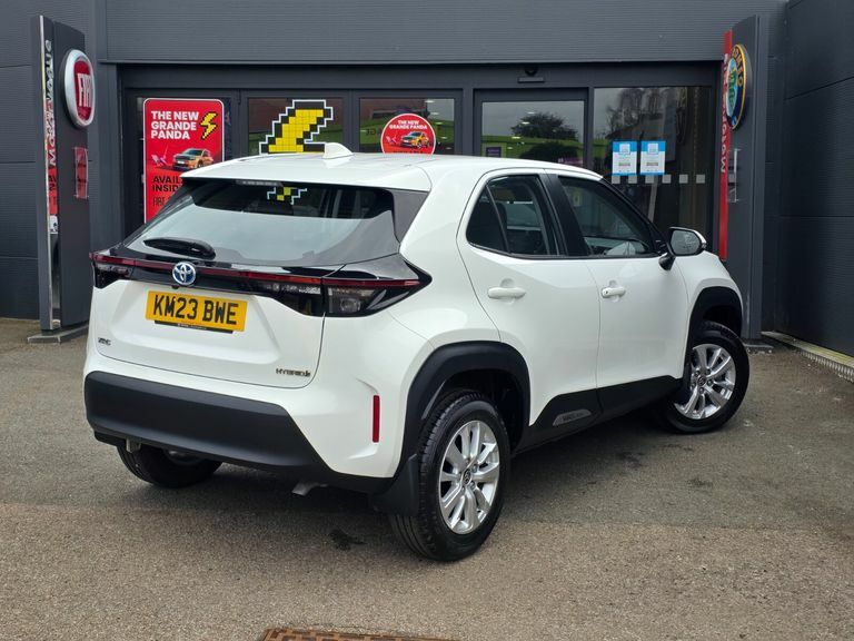 Toyota Yaris Cross 1.5 Hybrid Icon Cvt KM23BWE White #6