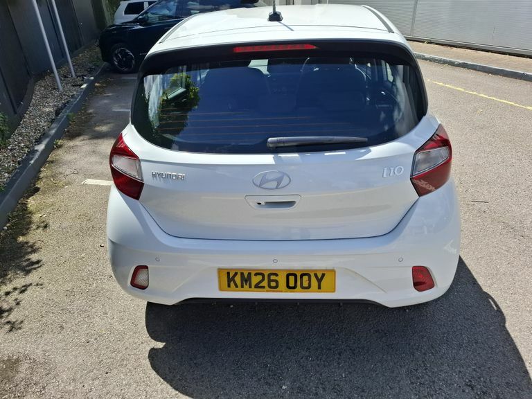 Hyundai I10 1.0 63 Advance Nav White #6