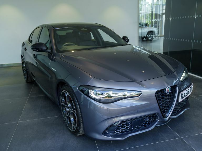 Alfa Romeo Giulia 2.0 Turbo Veloce Grey