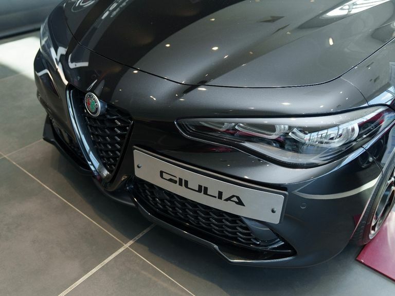 Alfa Romeo Giulia 2.0 Turbo Intensa KX26DTZ Black #3