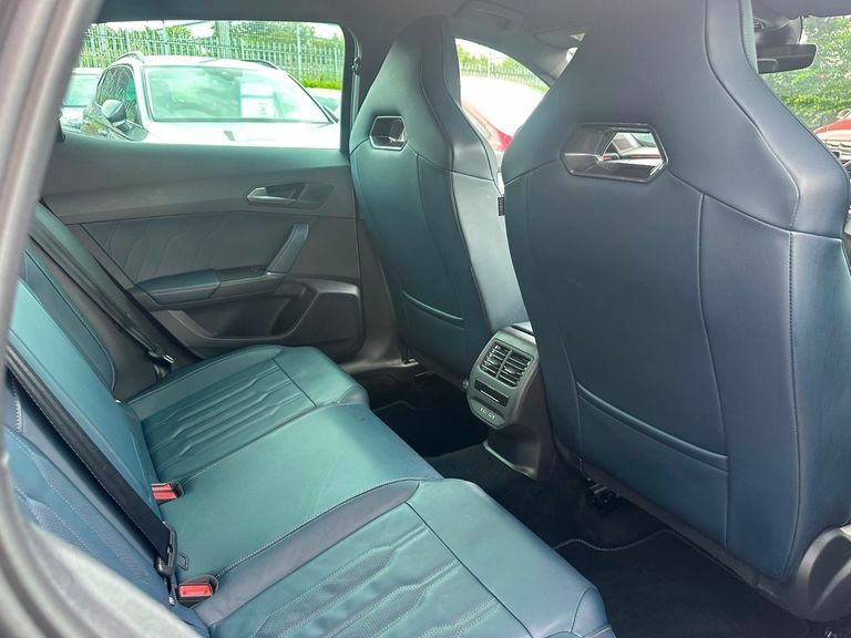Cupra Formentor 1.4 Ehybrid 204 V2 Dsg KO24XGA Black #6
