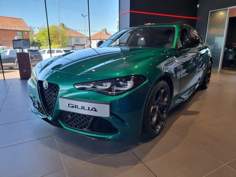 Alfa Romeo Giulia 2.9 V6 Biturbo Quadrifoglio Green #2