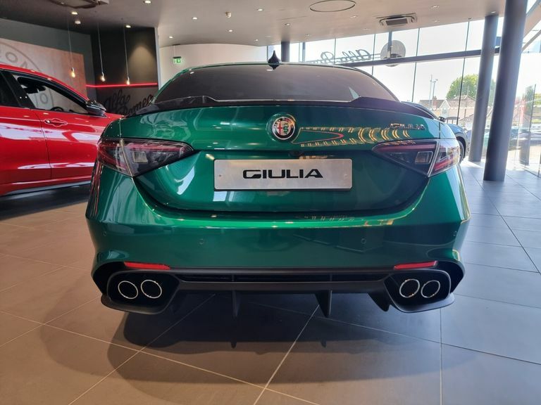 Alfa Romeo Giulia 2.9 V6 Biturbo Quadrifoglio Green #4