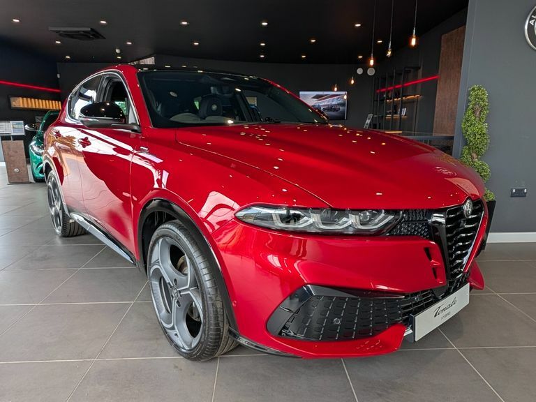 Alfa Romeo Tonale 1.5 Mhev Sport Speciale Red