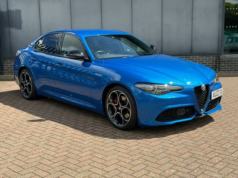 Alfa Romeo Giulia 2.0 Tb 280 Veloce Limited Slip Diff Blue