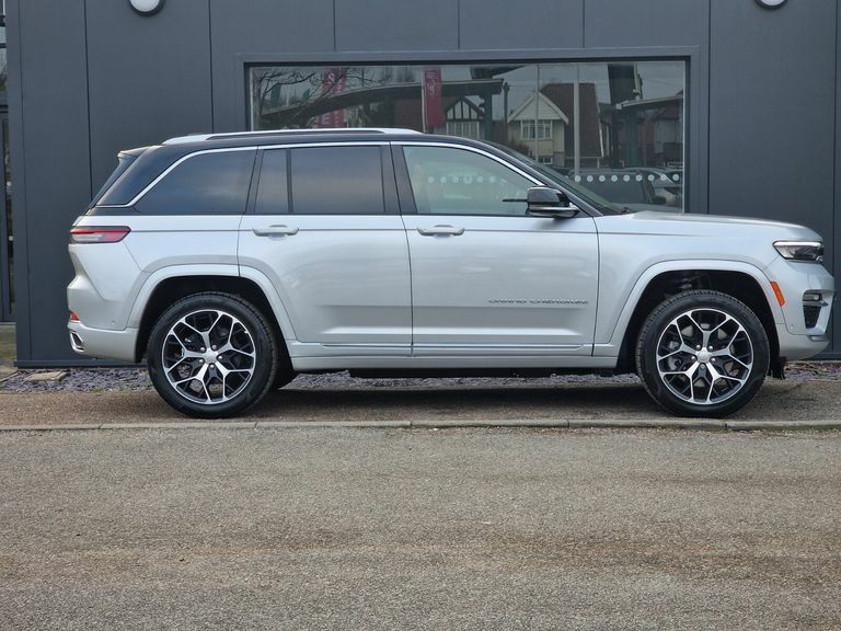 Jeep Grand Cherokee 2.0 Turbo 4Xe Phev Summit Reserve Red #16