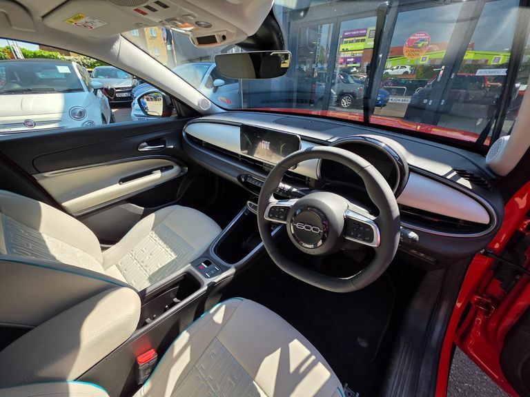 Fiat 600e 54Kwh Red Red #19