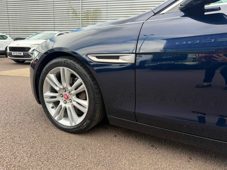 Jaguar XE 2.0D Se Blue #3