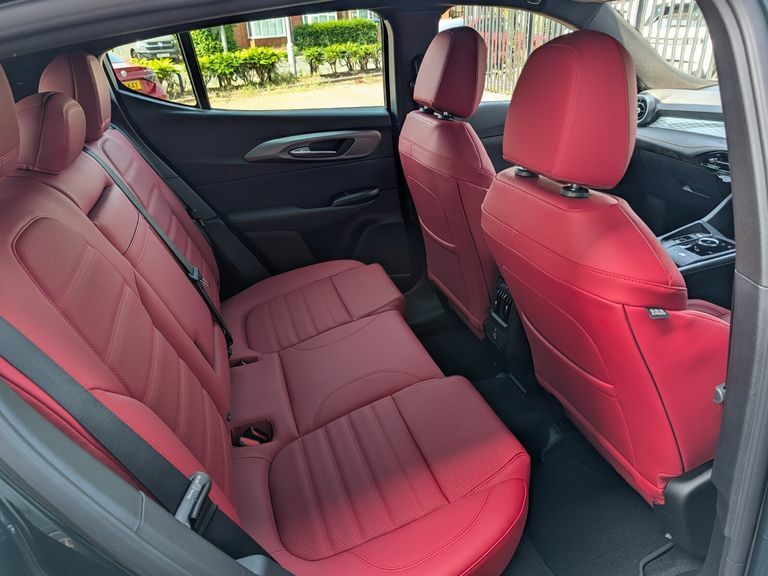 Alfa Romeo Tonale 2023 73 1.3  #18