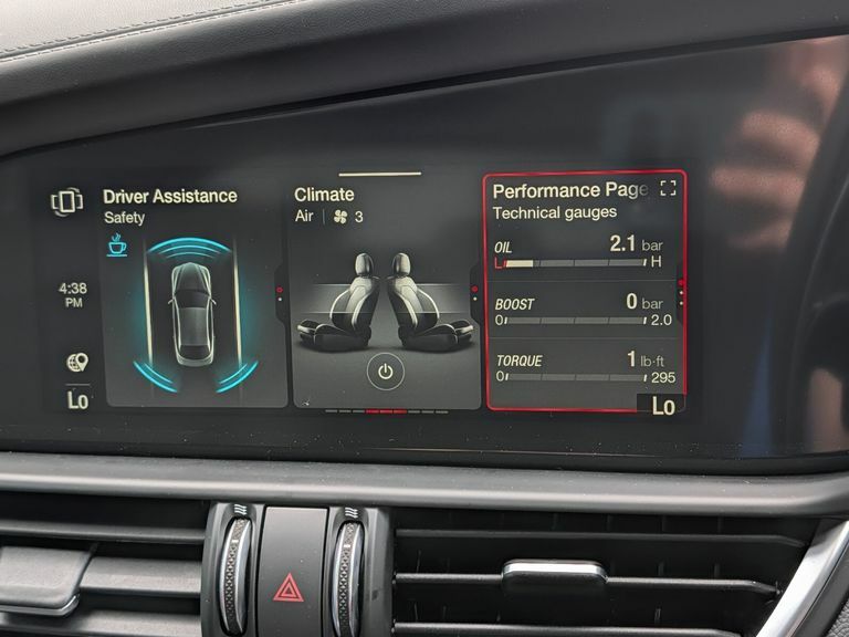 Alfa Romeo Giulia  Black #24