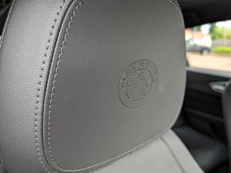 Alfa Romeo Giulia  Black #31