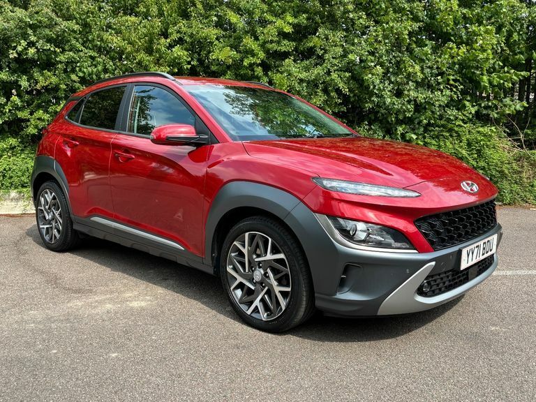 Hyundai Kona 1.6 Gdi Hybrid Premium Dct Red