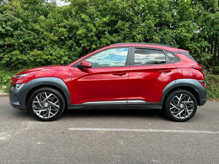 Hyundai Kona 1.6 Gdi Hybrid Premium Dct Red #4