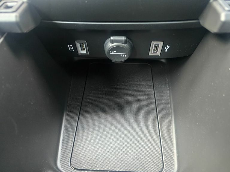 Fiat 600e 54Kwh Red #28
