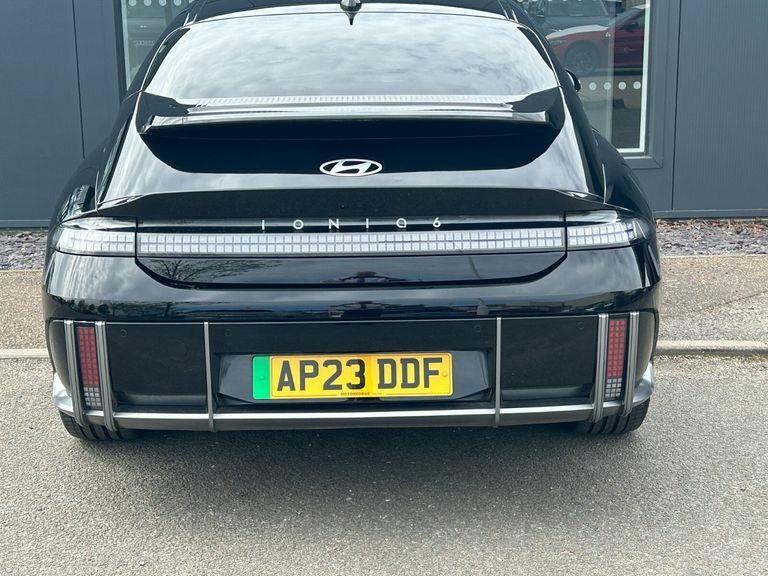 Hyundai Ioniq 6 168Kw Premium 77Kwh Black #4