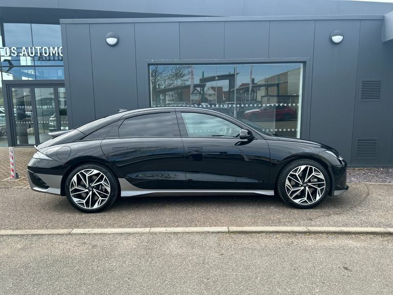 Hyundai Ioniq 6 168Kw Premium 77Kwh Black #2