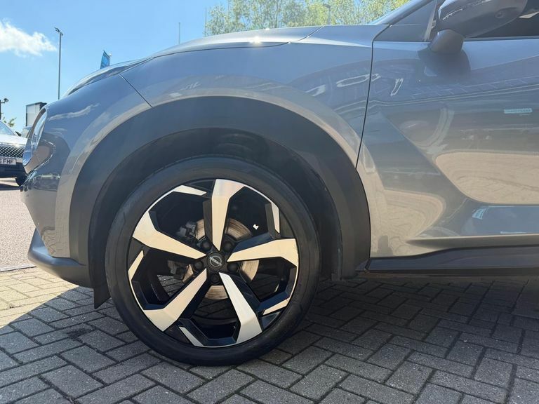 Nissan Juke 1.0 Dig-t 114 Tekna OX72FLK Grey #4