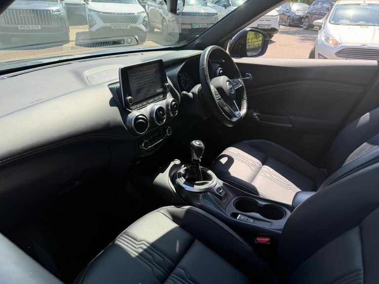 Nissan Juke 1.0 Dig-t 114 Tekna OX72FLK Grey #2