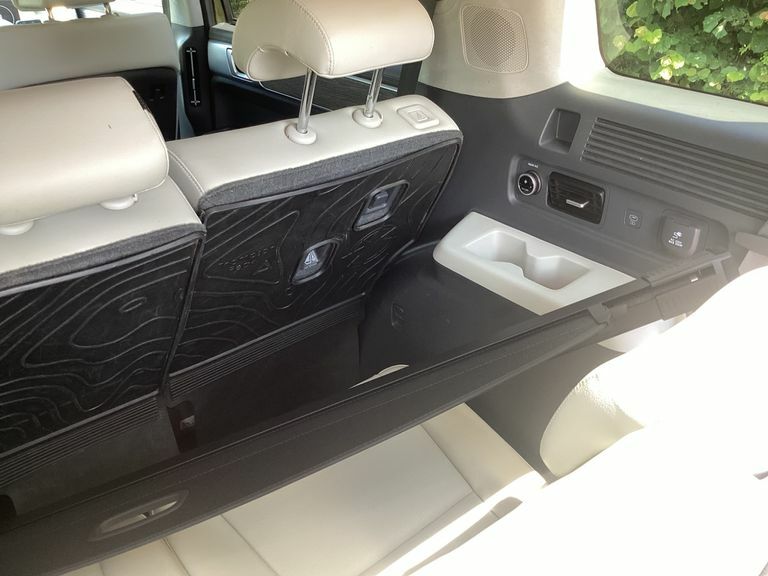 Hyundai Santa Fe Ultimate White #15
