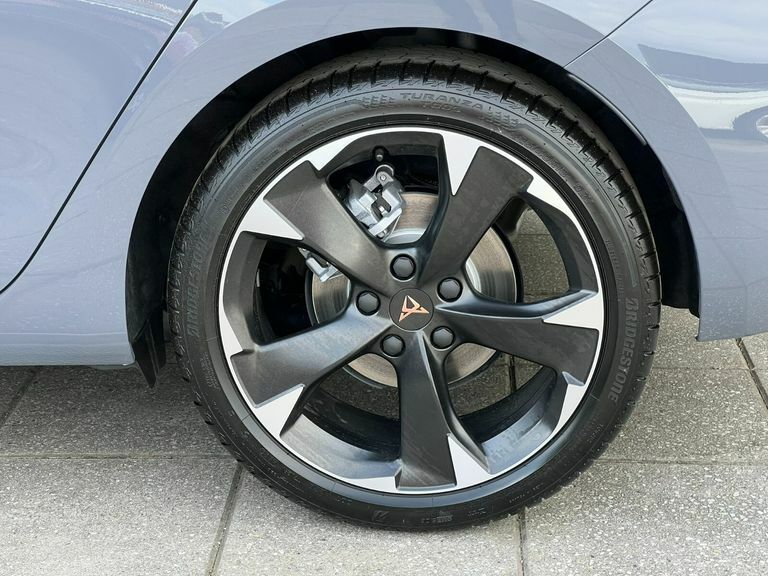 Cupra Leon 1.5 Tsi 150 V1 Grey #4